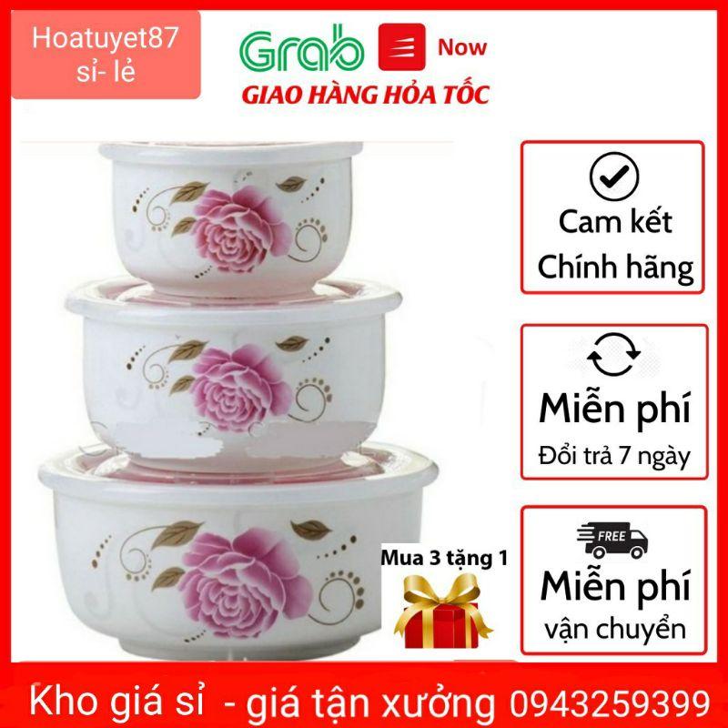 Bát sứ bộ 3 họa tiết hoa hồng sang trọng, có nắp đậy và tay cầm chống nóng được làm bằng sứ