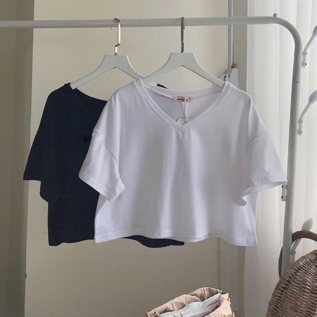 Áo croptop cổ tim dưới 55kg - Cổ tim