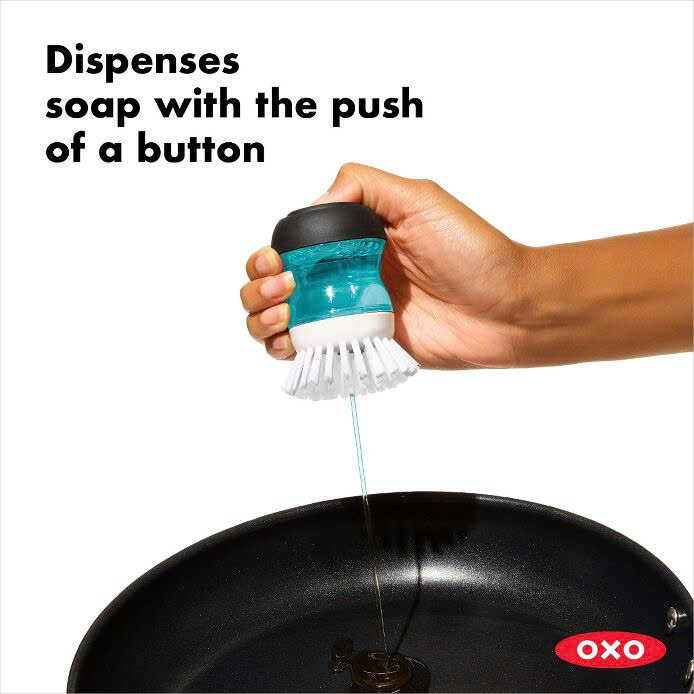 Dụng cụ rửa bát kèm bình đựng xà phòng Oxo 36481 đầu mềm Hàng chính hãng