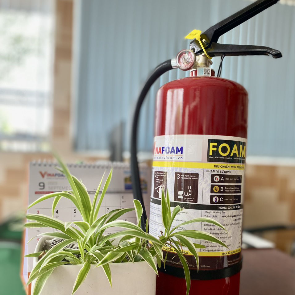 Bình chữa cháy Foam 3lit Vinafoam V3F có tem kiểm định