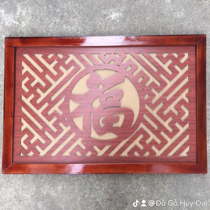 chắn khói bàn thờ cánh gián 41x41cm