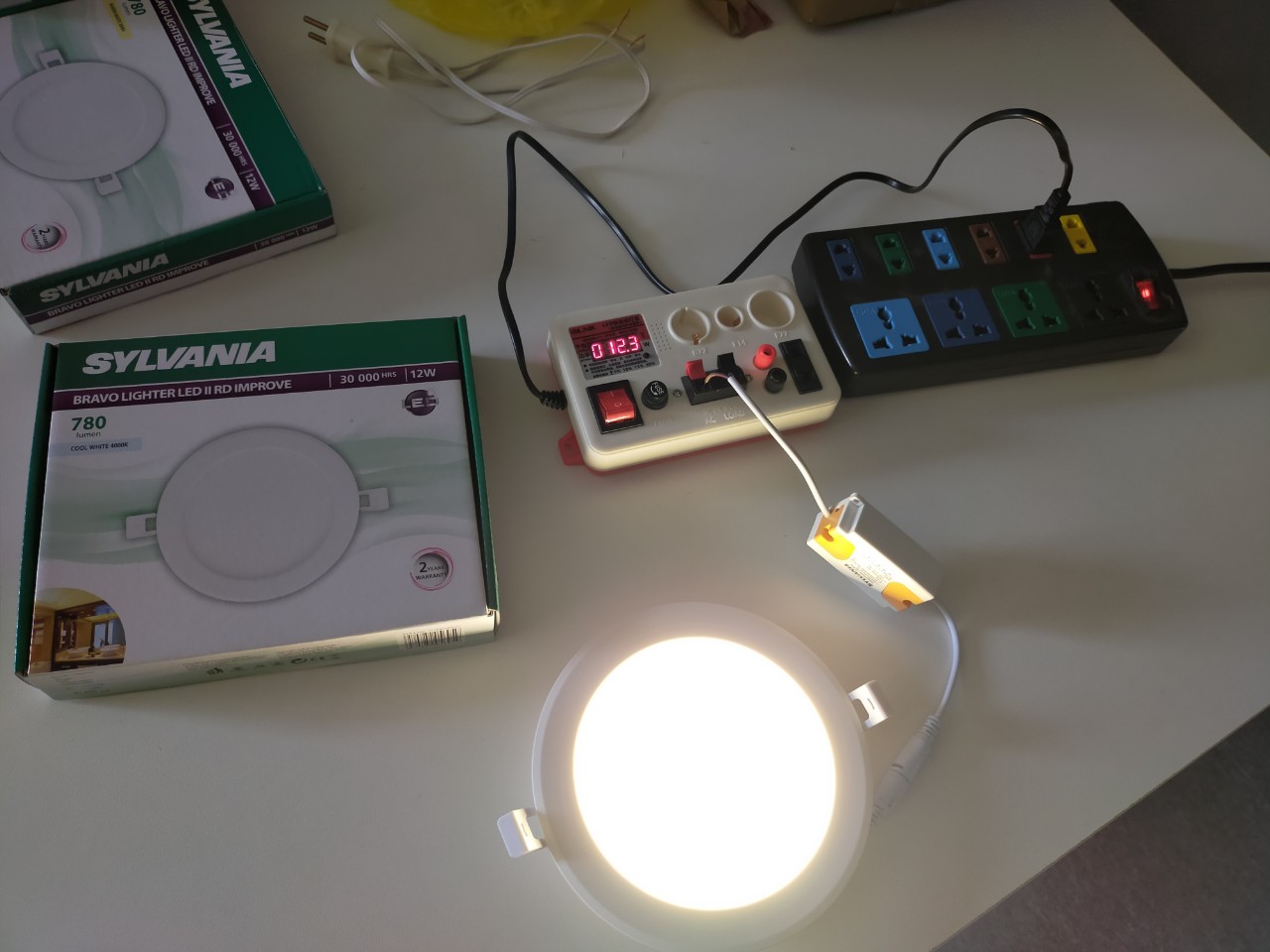ĐÈN LED ÂM TRẦN LED DOWNLIGHT BRAVO LIGHTER II RD SYLVANIA 12W ÁNH SÁNG TRUNG TÍNH 157mm 30000H - HÀNG CHÍNH HÃNG