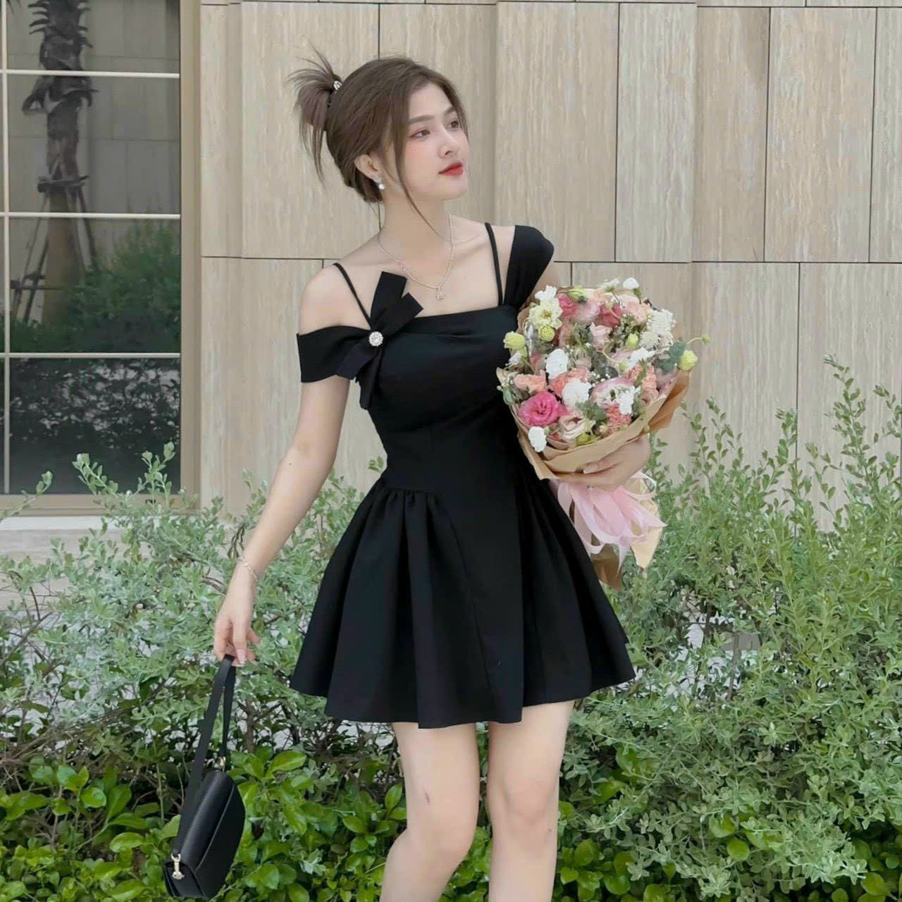 ĐẦM 2 DÂY LỆCH VAI NƠ XINH XẮN