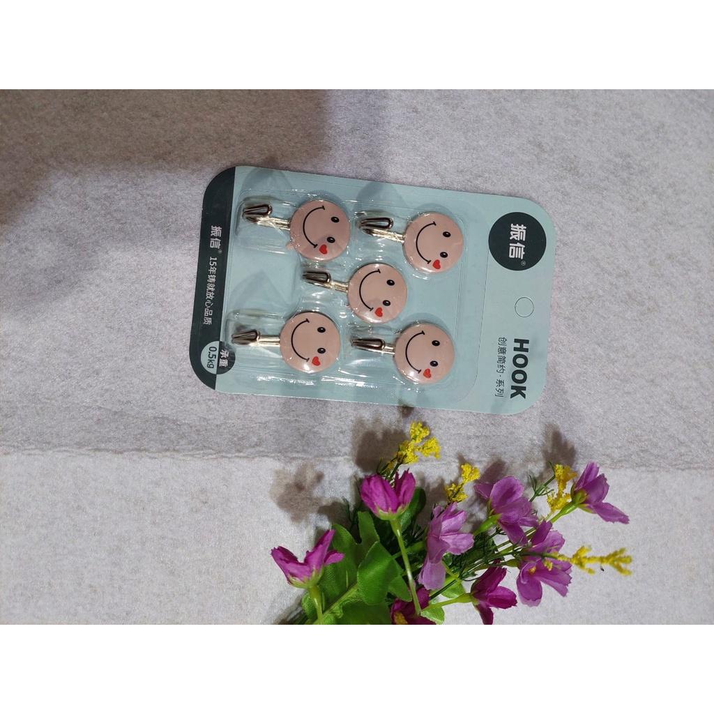 Móc dán tường các hình