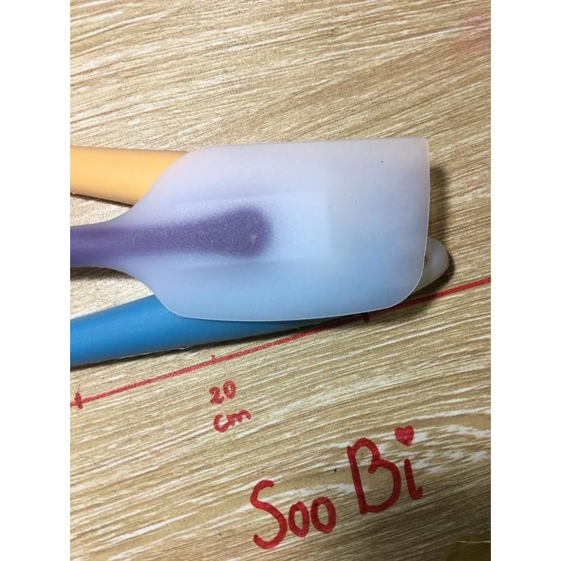 Muỗng vét kem silicon