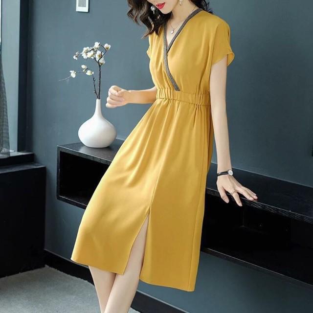 Đầm Suông Dài Có Viền