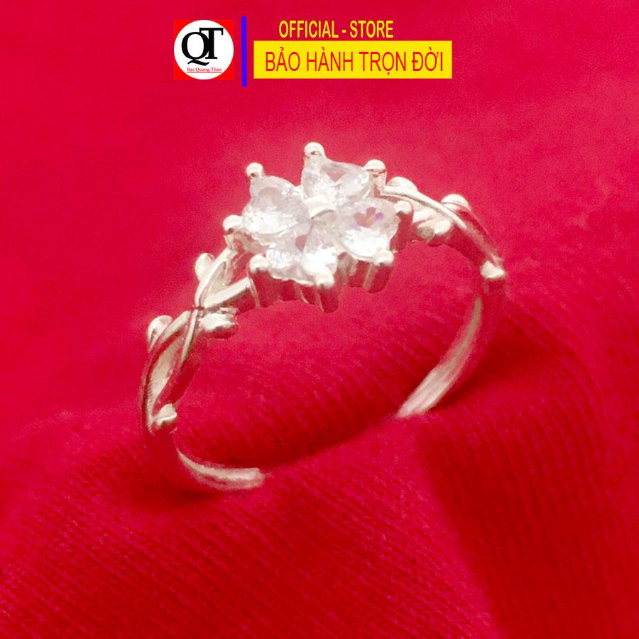 Nhẫn nữ cỏ bốnlá đính đá cao cấp kiểu dáng thời trang có hộp đựng Bạc Quang Thản - QTTN123