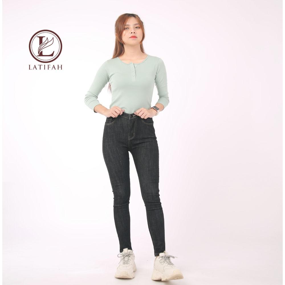 Quần jeans dài nữ co giãn Latifah cạp thường basic jean QD032