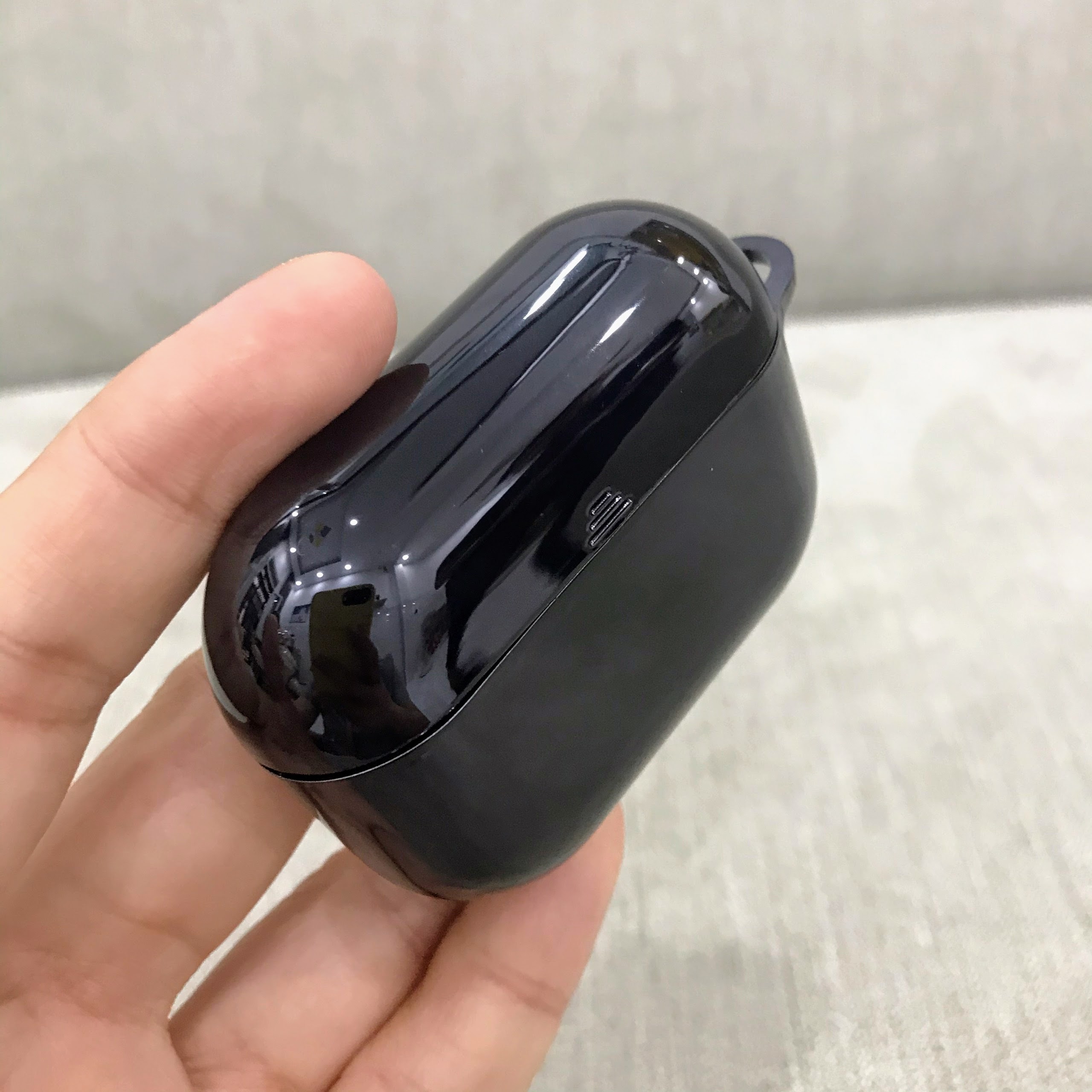 Case Airpods Pro Cao Cấp - Ốp Bảo Vệ Dành Cho Airpods Pro - Nhựa Silicon Mạ Crom Bóng Kèm Dây Đeo - Màu Đen