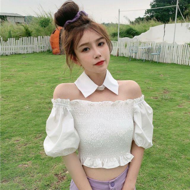 Áo bẹt vai nhún kèm choker sơ mi