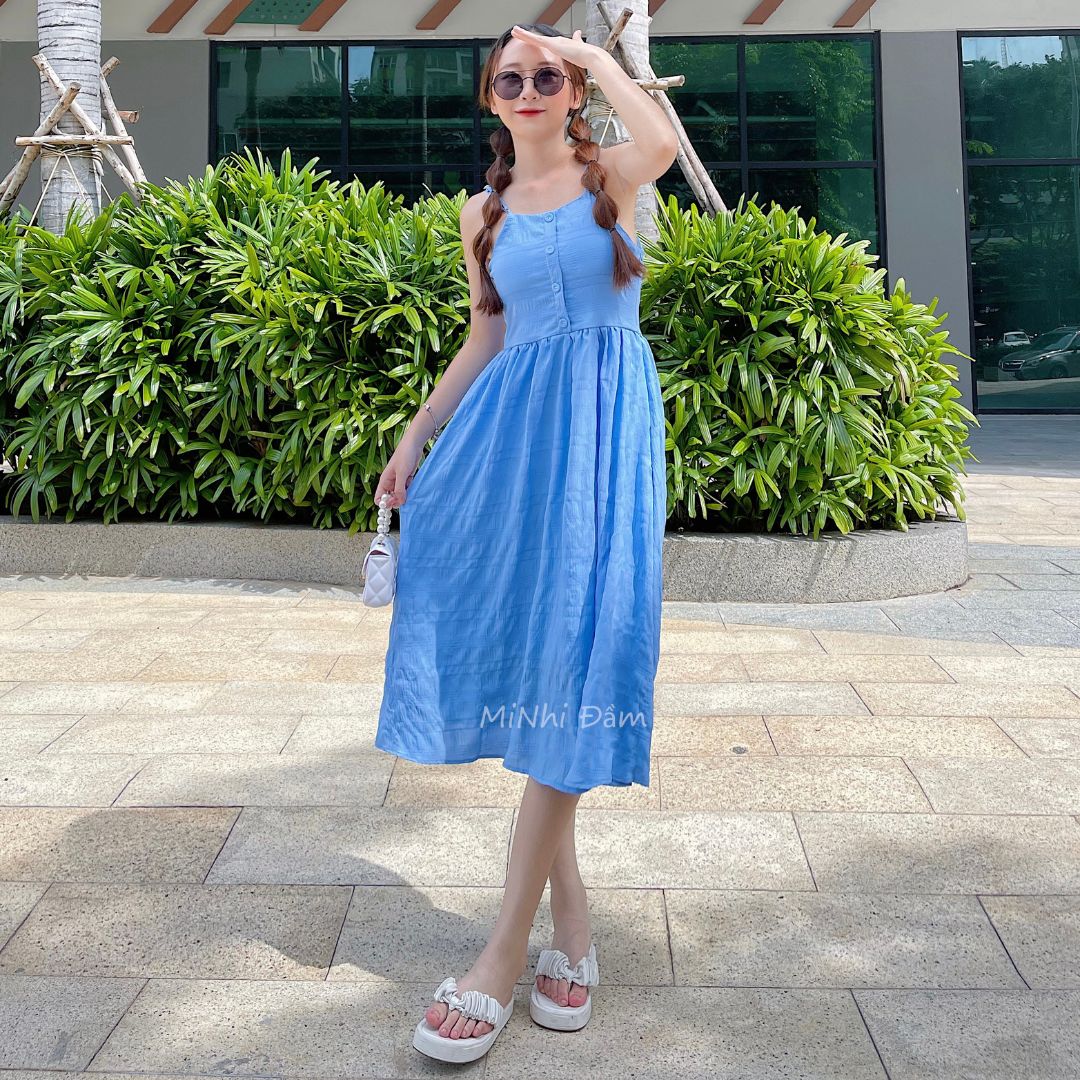 Đầm 2 dây màu xanh dương dáng xòe, Đầm maxi 2 dây dài Cao Cấp đính nút ngực, nữ tính quyến rũ MiNhi