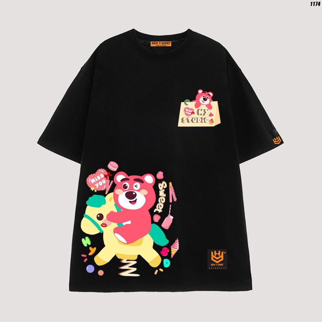Áo thun tay lỡ unisex phom rộng in hình Gấu dâu cưỡi ngựa