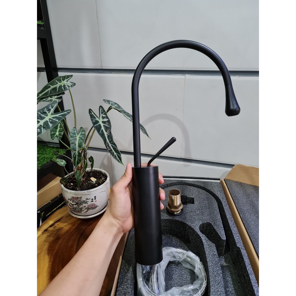 Vòi Lavabo nóng lạnh , vòi thiên nga nóng lạnh , chất liệu đồng tĩnh điện