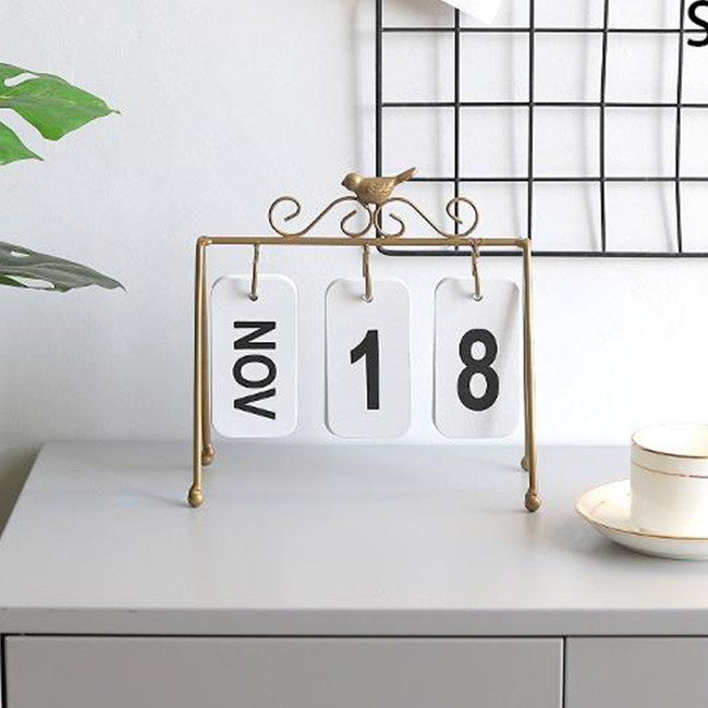 Lịch khung kim loại để bàn	