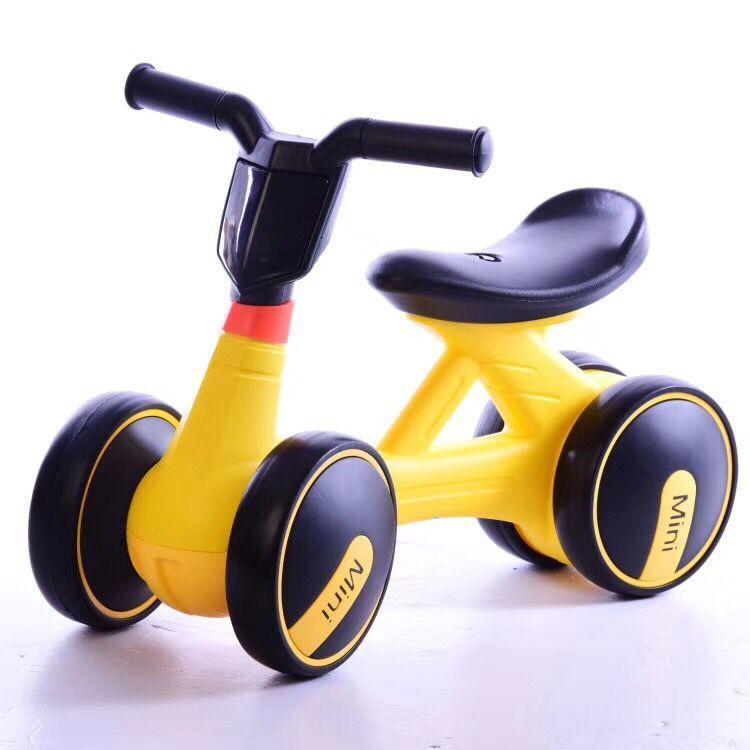 Xe chòi chân Mini cho bé có đèn, có nhạc