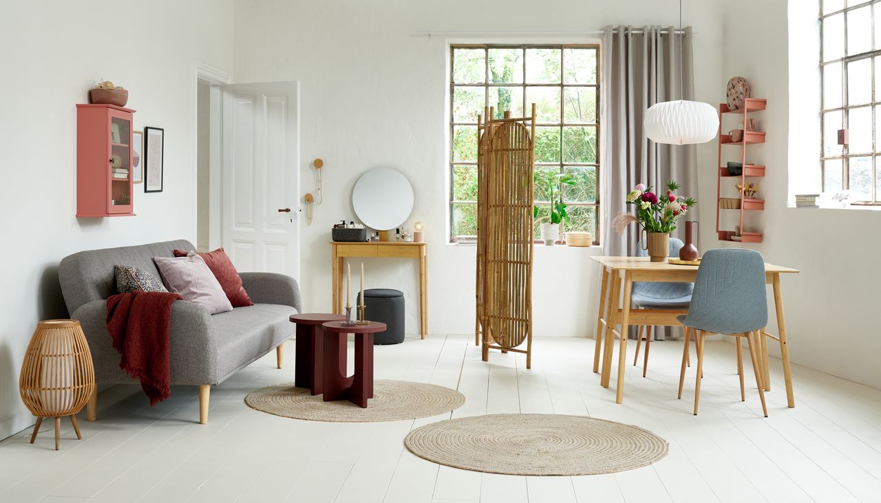 Bàn trang điểm kèm gương | JYSK Saksild | tre/MDF/gương | màu tự nhiên | R80xS35xC137cm