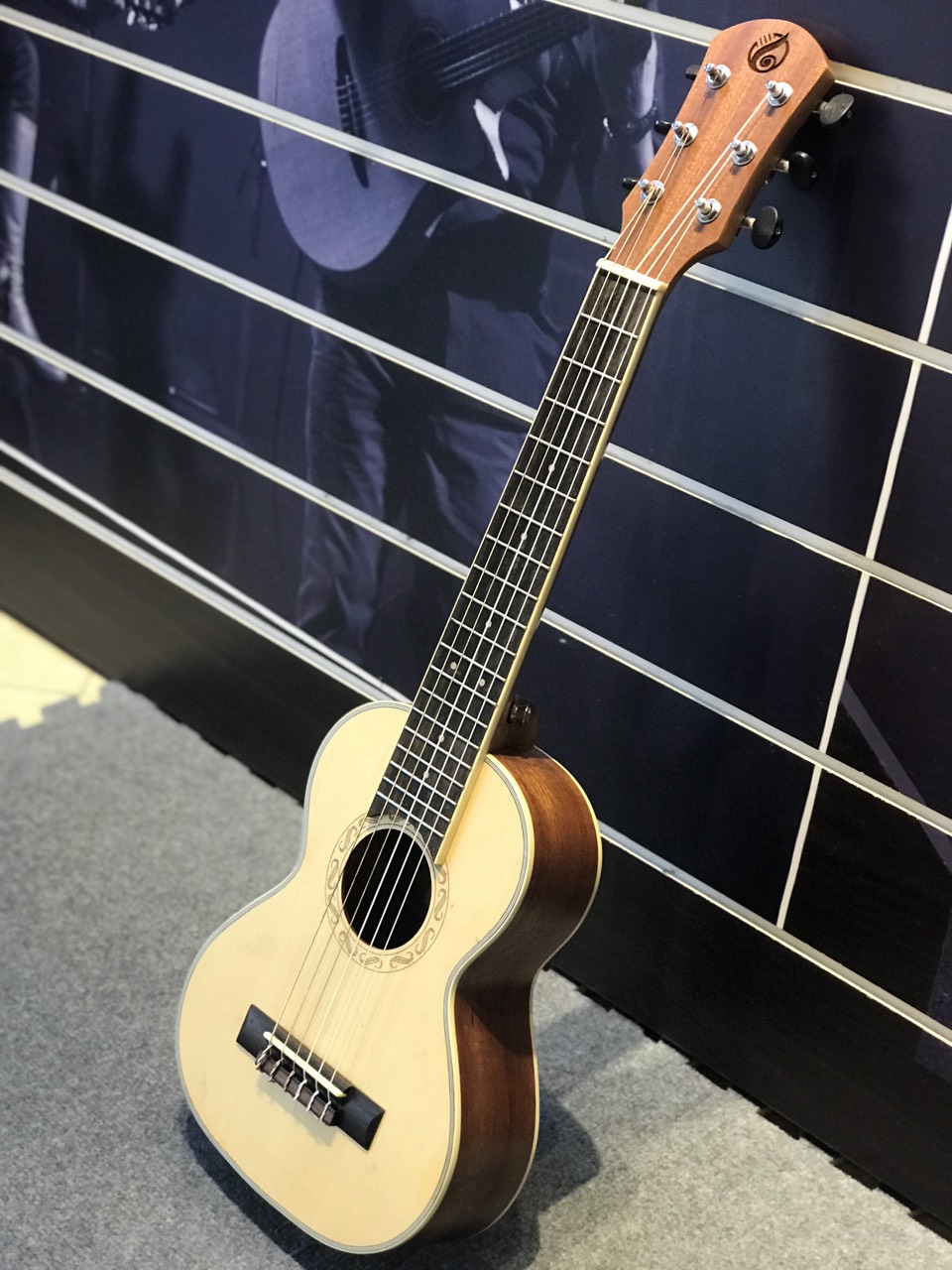 Đàn guitarlele giá rẻ(màu ngẫu nhiên