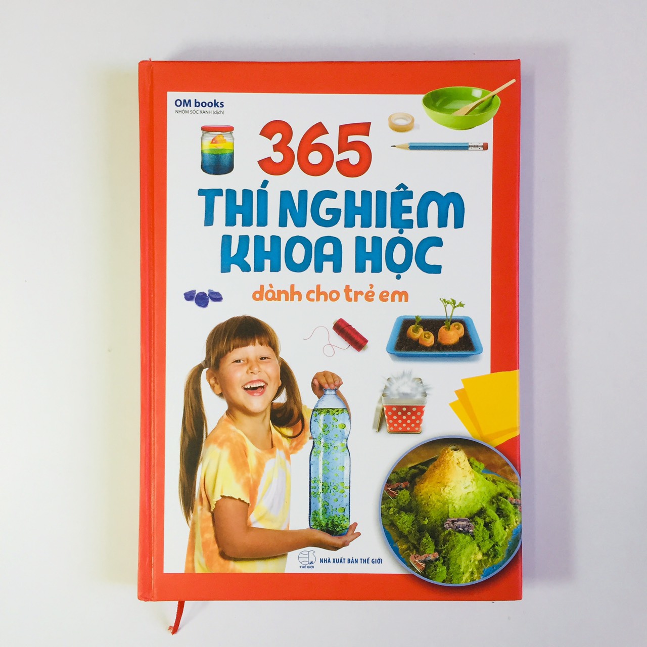 365 Thí Nghiệm Khoa Học Dành Cho Trẻ Em - Bìa cứng