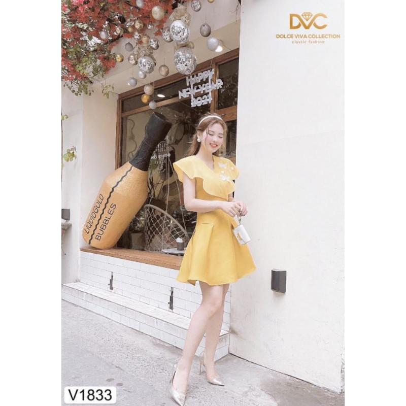 VÁY THIẾT KẾ XOÈ VÀNG CỔ B ĐÍNH BƯỚM