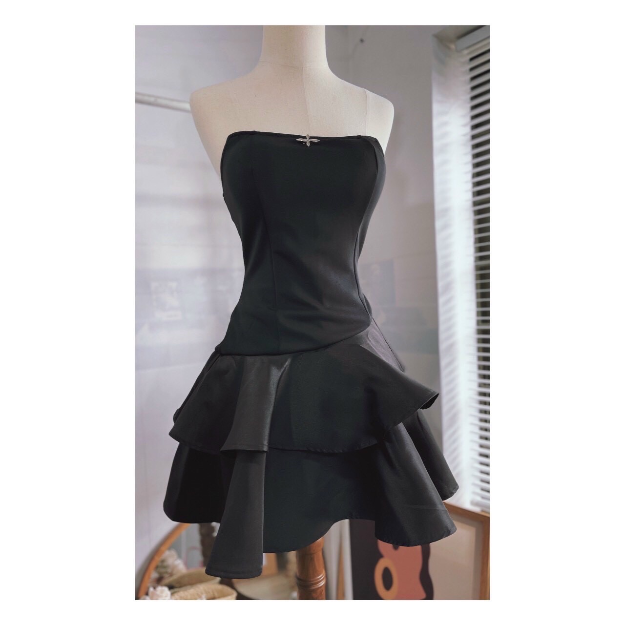 ĐẦM ỐNG NGẮN XÒE ÔM BODY ĐI TIỆC ĐEN TRƠN XẾP LY TẦNG BÈO DẠO PHỐ ĐI CHƠI ĐI BIỂN