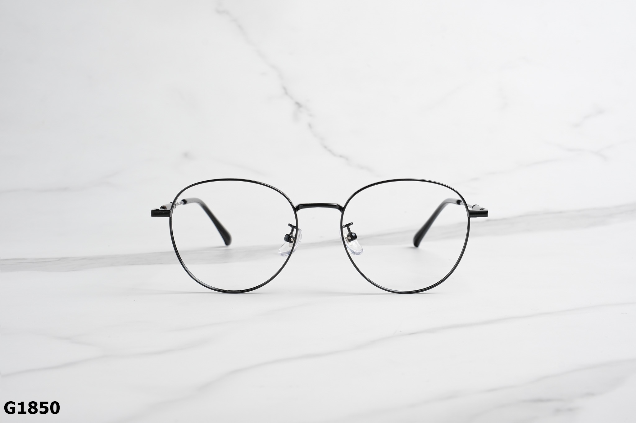 Gọng Kính Cận B-Titanium Tròn Ngố Unisex G1850