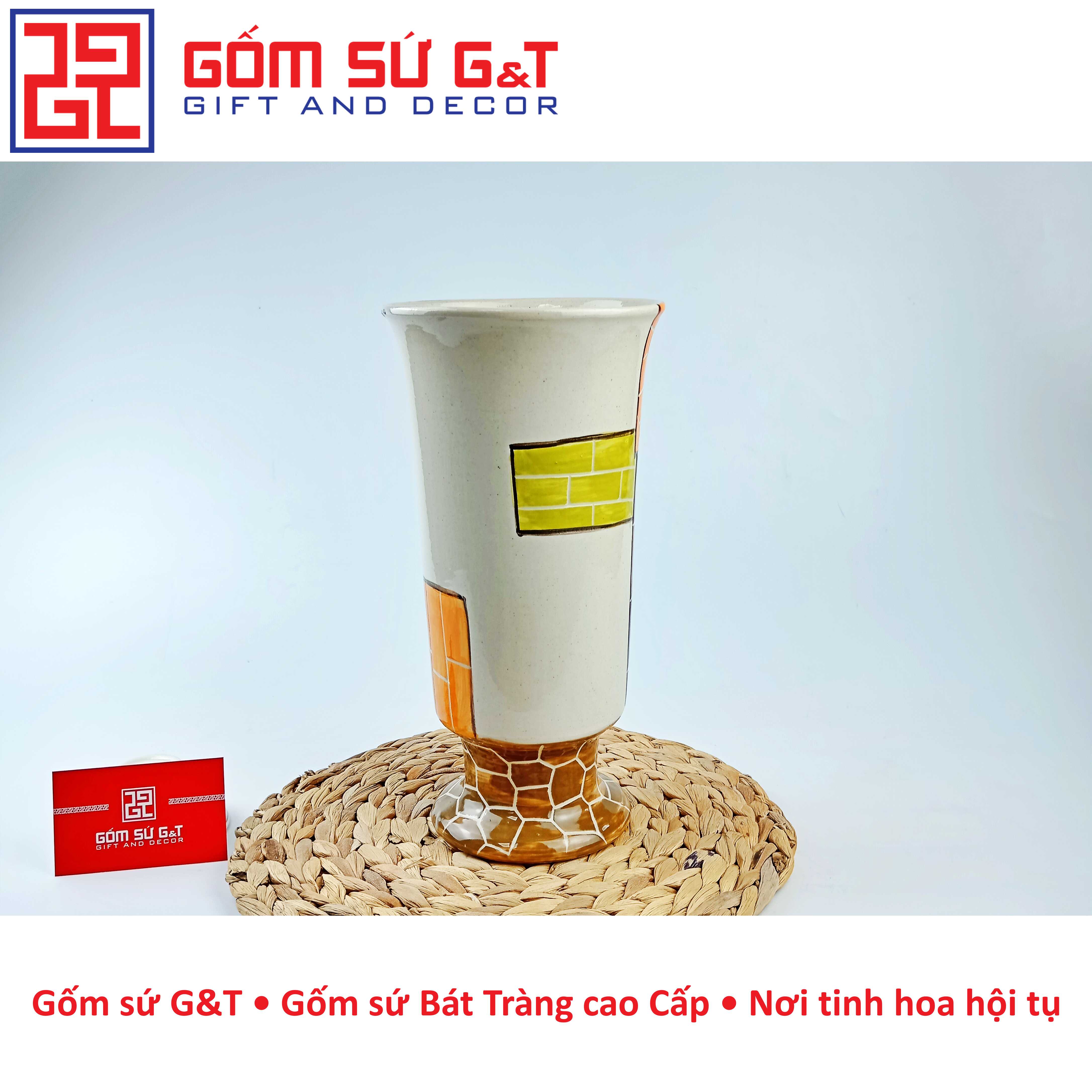 Lọ hoa trang trí dáng chân ly thấp khắc chuồn Gốm Sứ G&T