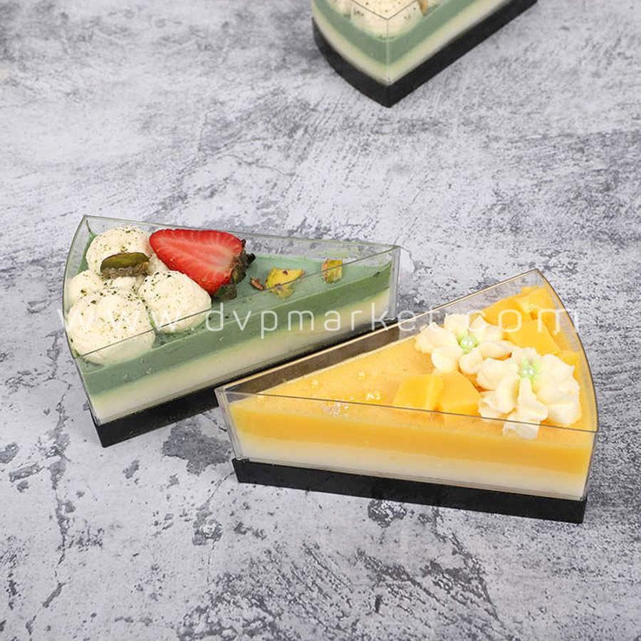 Ly nhựa bánh mousse hình tam giác kích thước 11.7*7.3*4.8cm LC48 (10c kèm nắp)