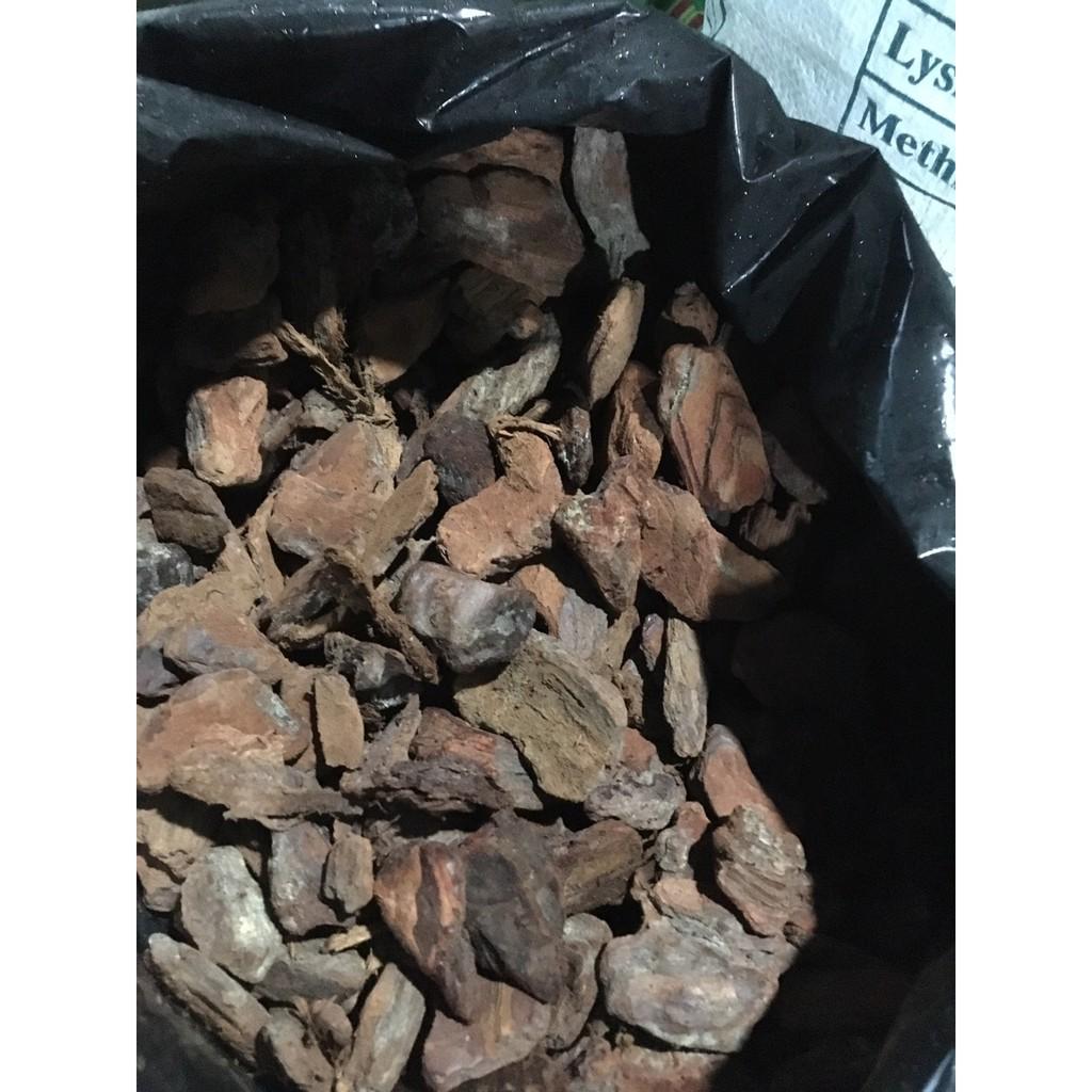 VỎ THÔNG Nhập Khẩu ALFABARK Bồ Đào Nha- chiết lẻ 01 kg size 12-18 mm