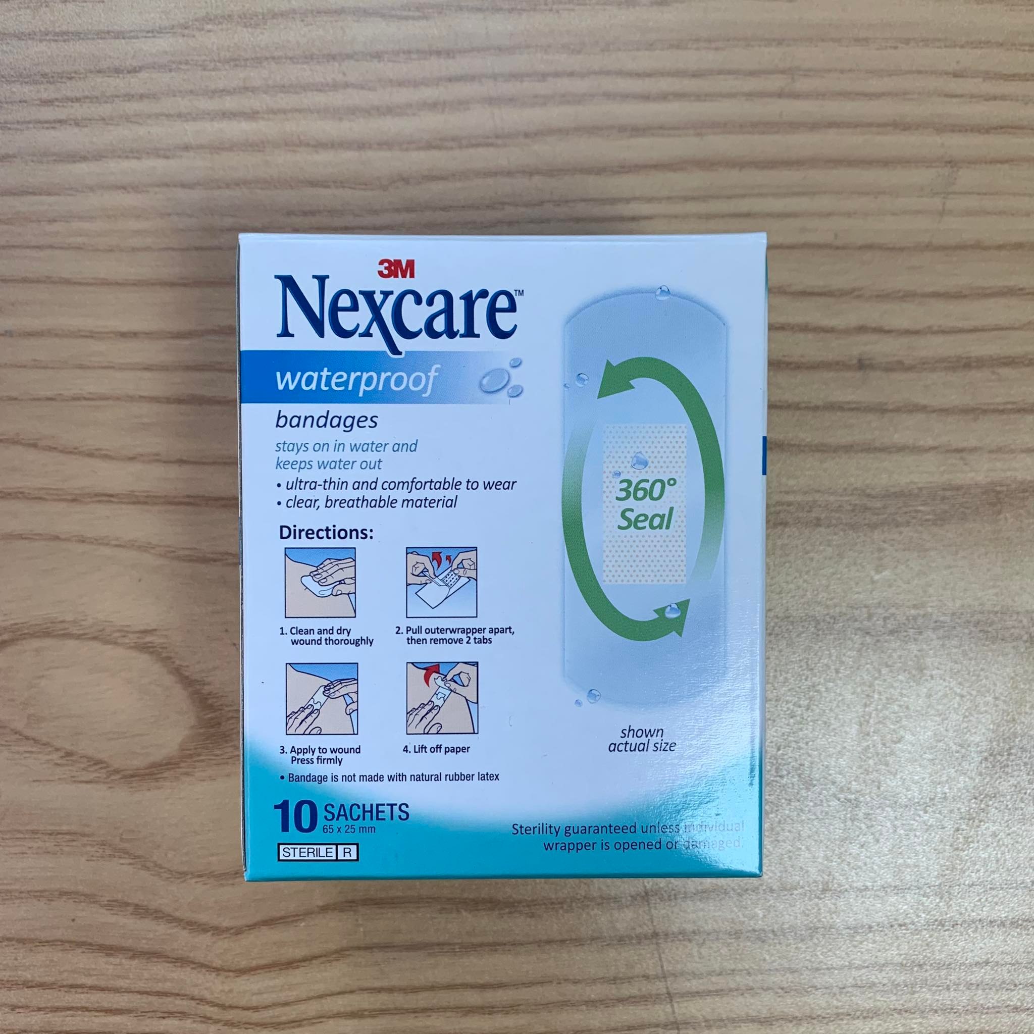 Hộp băng dán cá nhân bảo vệ vết thương chống thấm nước 3M Nexcare, 5 miếng/vỉ, 10 vỉ/hộp, sản xuất tại Thái Lan