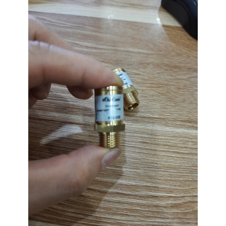 Bộ Điều Chỉnh Áp Suất Aircom Pressure Regulator R13-02E Origin: Germany