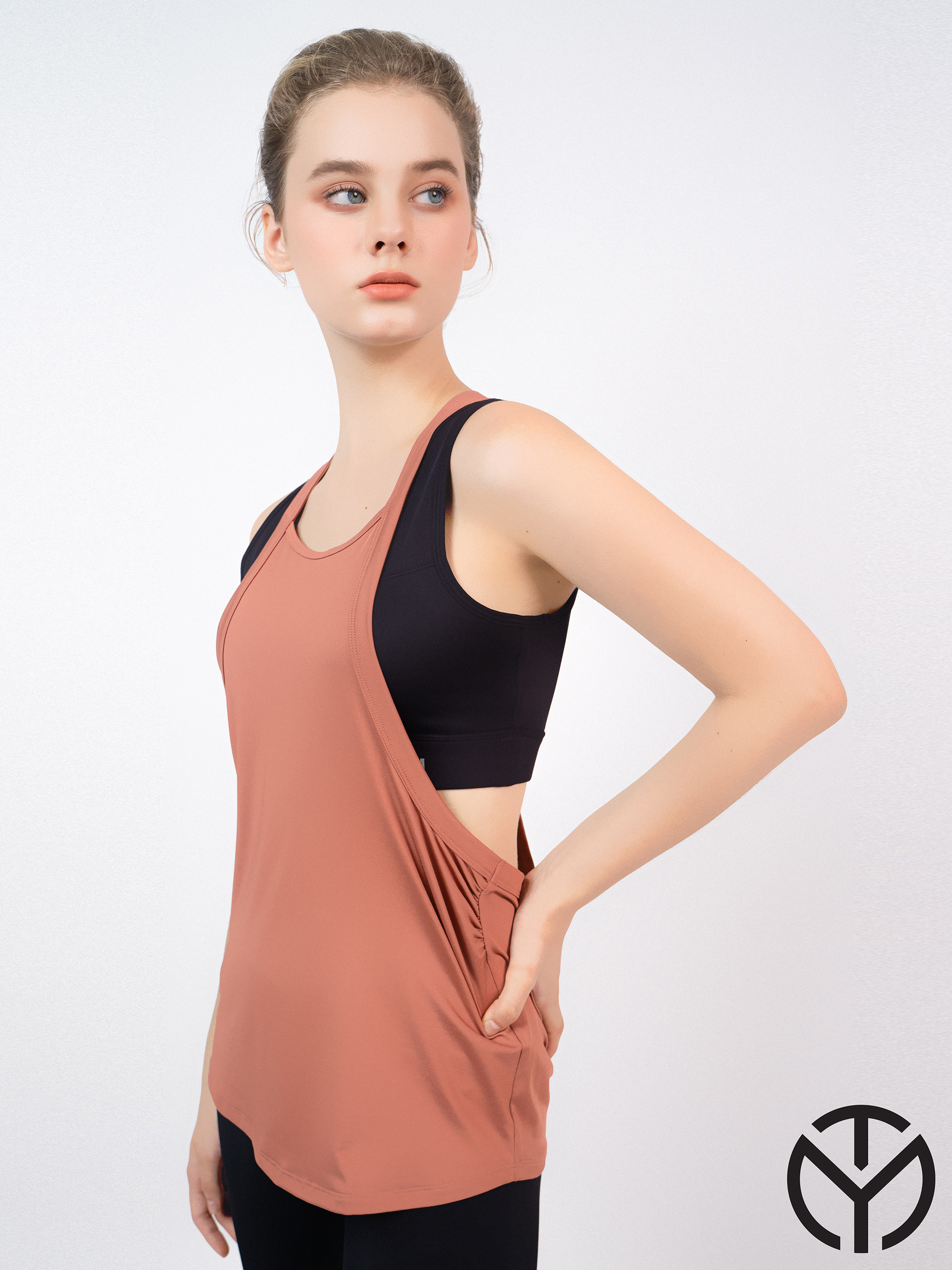 Hình ảnh Áo Tank Top Thể Thao Nữ Tập Gym Yoga TYM TTWT003 - Form Rộng, Cách Điệu Nhún Eo - TYM FASHION