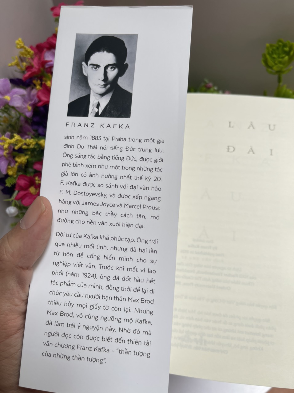 (Tái bản 2023) LÂU ĐÀI – Franz Kafka – Lê Chu Cầu dịch – Nhã Nam 