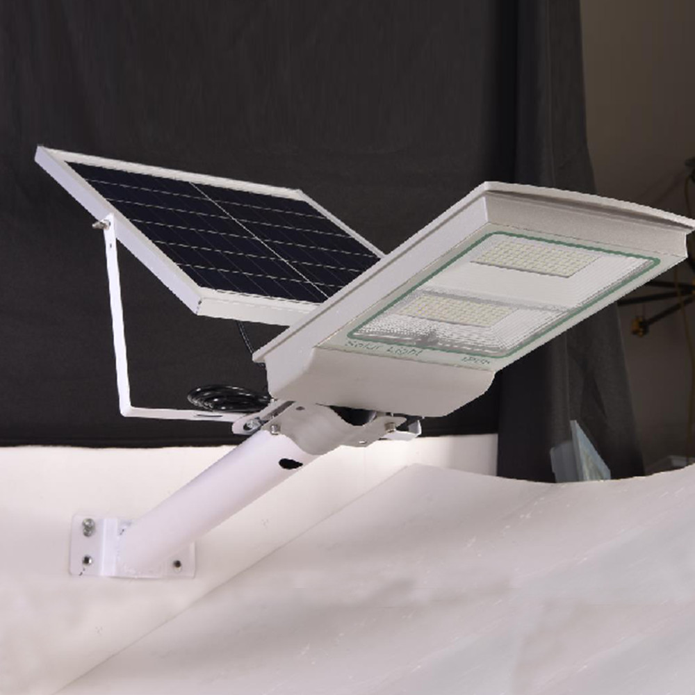 Đèn CVC Led Solar 100W năng lượng mặt trời - Đèn Đường Tự Động Tắt Mở - Tiết kiệm điện năng