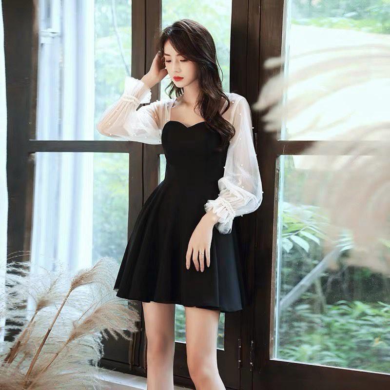 ĐẦM ĐEN CÚP NGỰC TAY LƯỚI ĐÍNH NÚT TRÒN