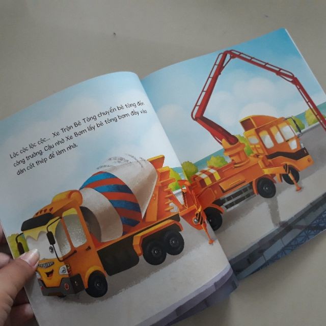 Sách Thế Giới Xe Công Trình - Cho Thiếu Nhi 2-6 Tuổi - NXB Kim Đồng
