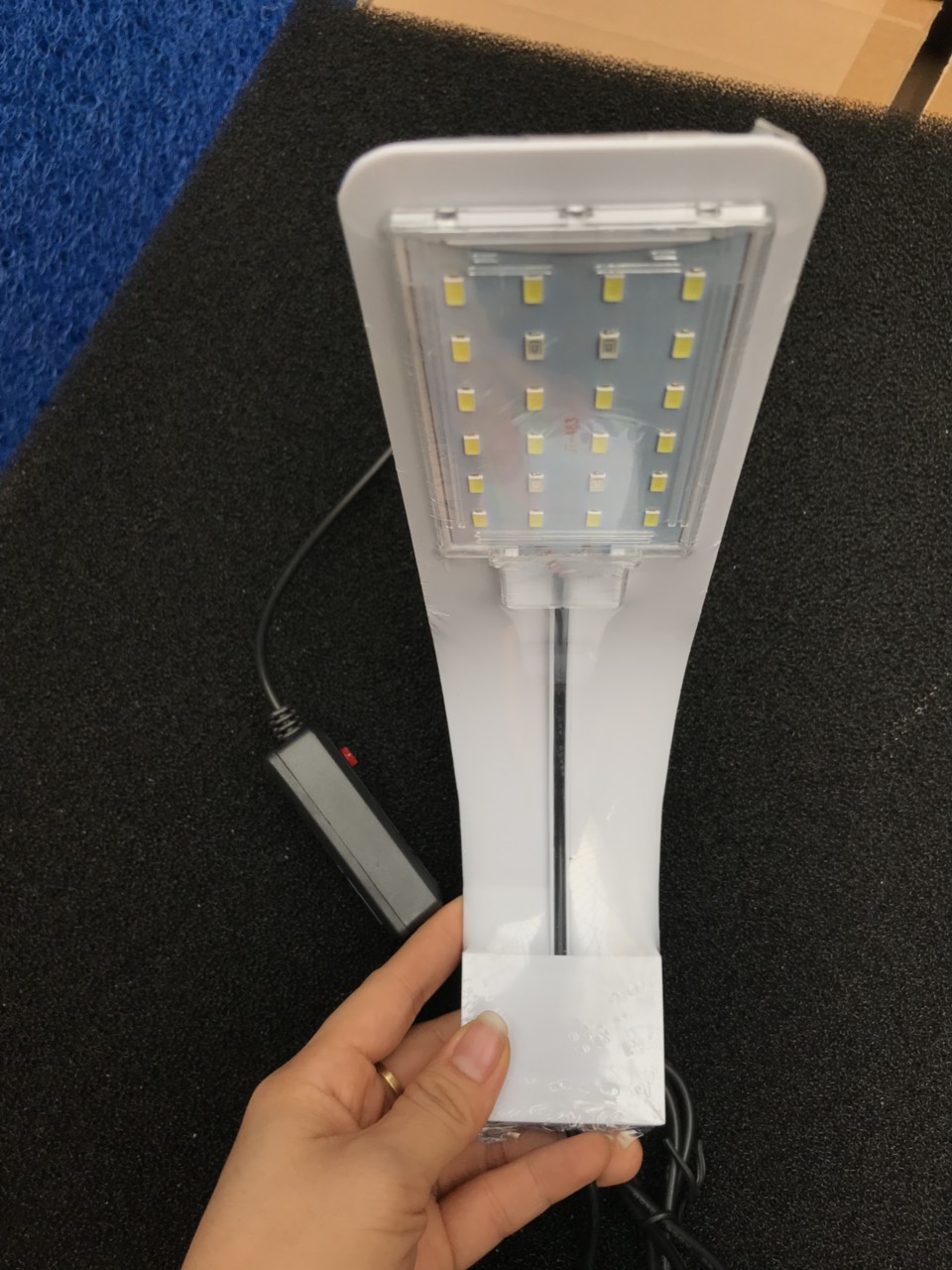 Đèn XML led kẹp x5 dành cho bể cá