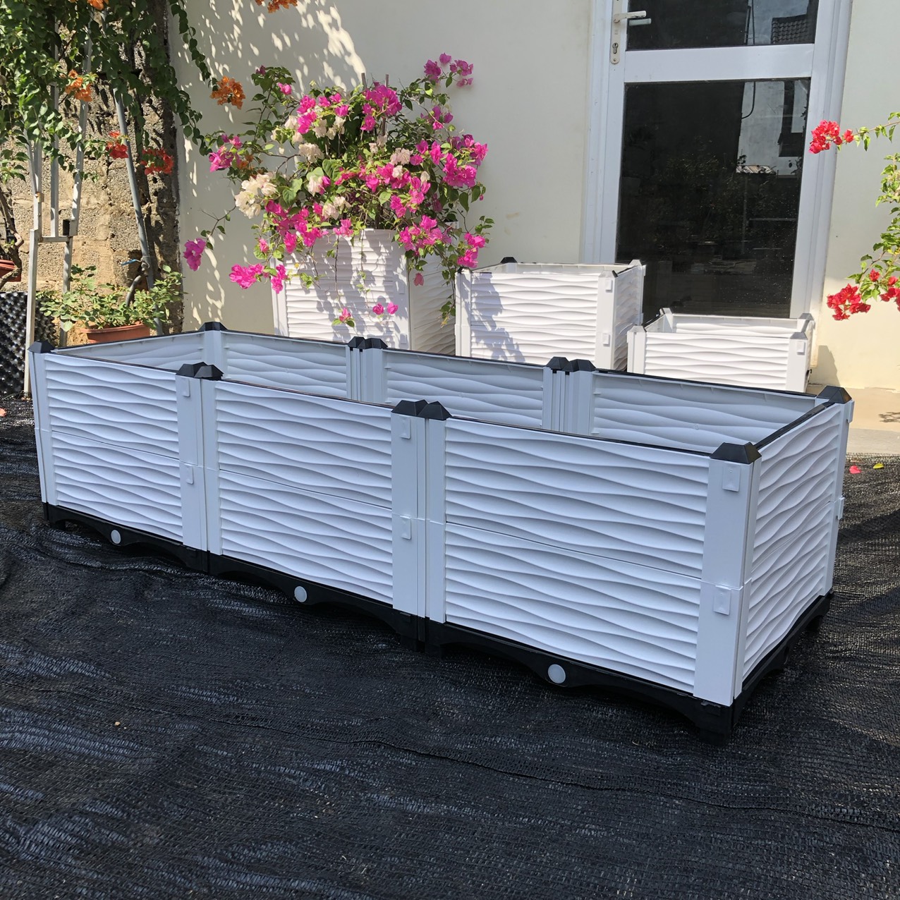 CHẬU GHÉP THÔNG MINH  Bền từ 8-10 năm, phù hợp mọi loại cây trồng và không gian, Module tùy chỉnh kích thước, an toàn, sang trọng, kết cấu chắc chắn, có khay trữ và thoát nước