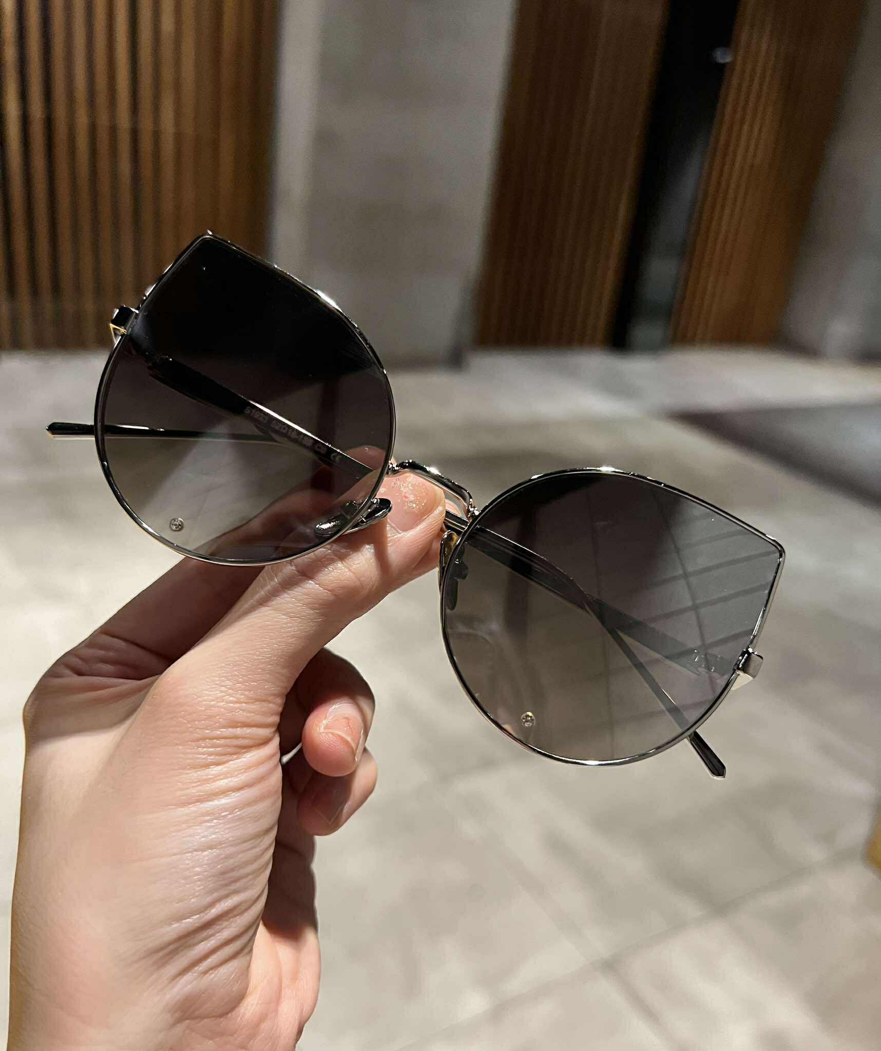 Kính râm Mắt mèo mắt bạc gương