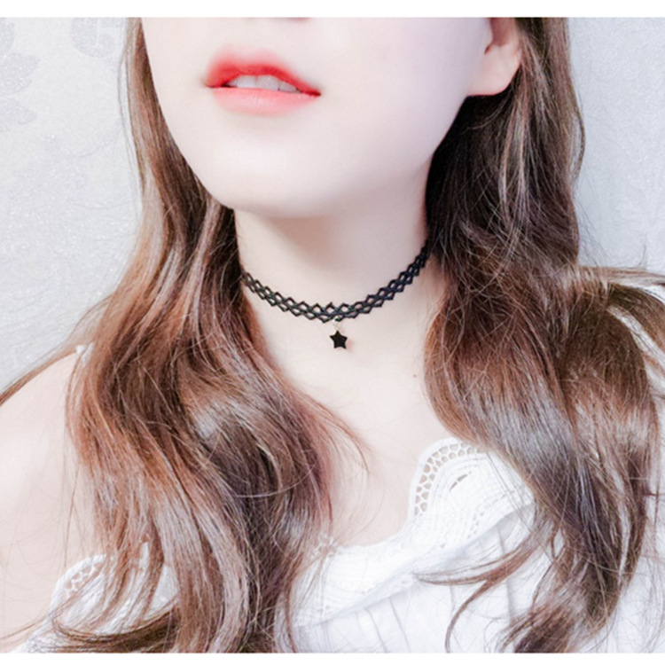 Vòng choker vải ren basic ấn tượng