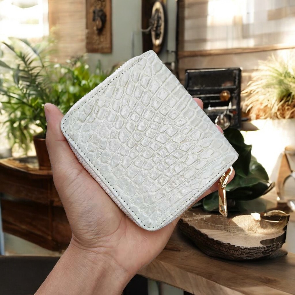 Ví nữ cầm tay nhiều ngăn Da bụng cá sấu bạch tạng!