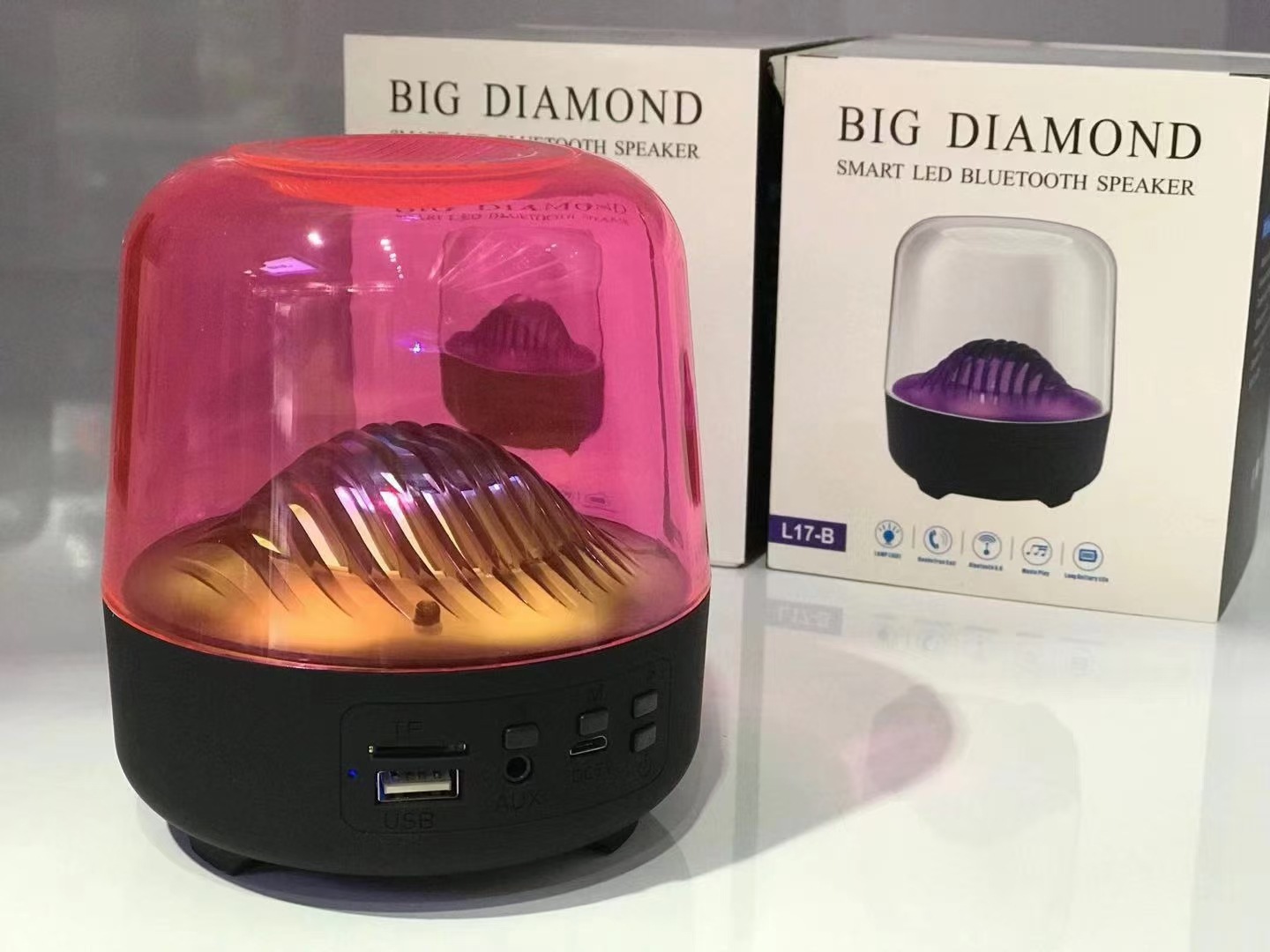 Loa Bluetooth Big Diamond L17 Lanith - Loa Mini Không Dây Di Động - Thiết Kế Trong Suốt, Đèn Led Đổi Màu Kiêm Đèn Ngủ - Kết Cấu Âm Thanh Vòm Siêu Hay Bass Ấm - Công Suất 5W, Có Khe Cắm Thẻ Nhớ - LBD00017-CAP00001