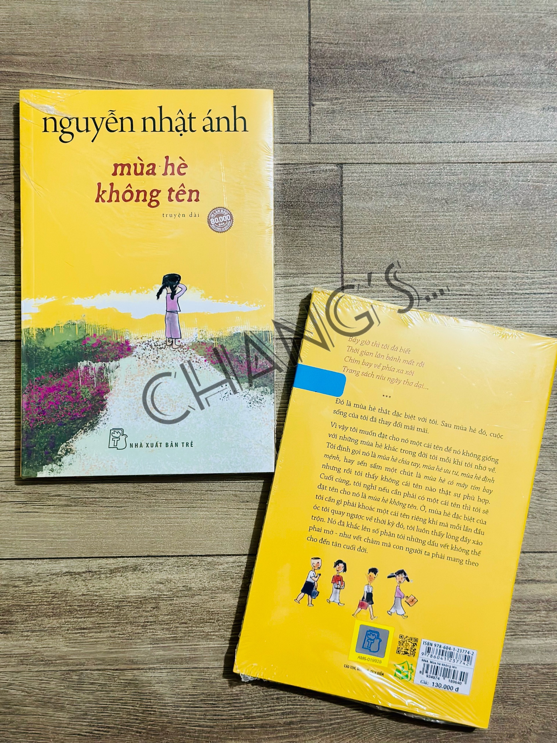 Mùa Hè Không Tên - Bìa Cứng - Tặng Kèm Bookmark 2 Mặt + Poster Tranh + Lót Ly Ngẫu Nhiên + Chữ Ký Tác Giả Ngẫu Nhiên