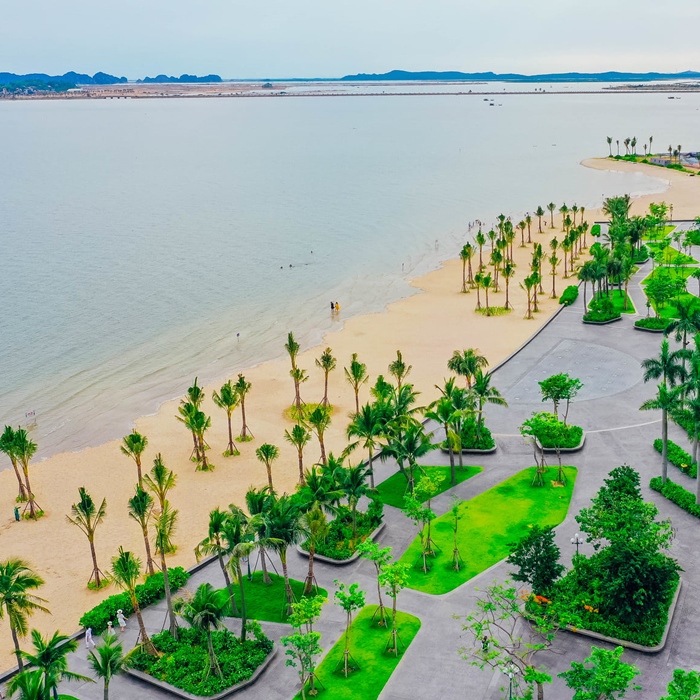 Royal Lotus Resort 4* Hạ Long - Gói 02 Bữa Ăn, Hồ Bơi Ngoài Trời, Hồ Bơi Trong Nhà, Bãi Biển Riêng, Không Gian Xanh