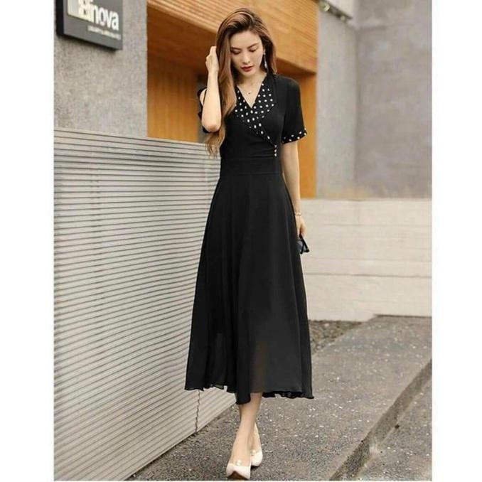 ĐẦM XOÈ ĐEN PHỐI CHẤM BI