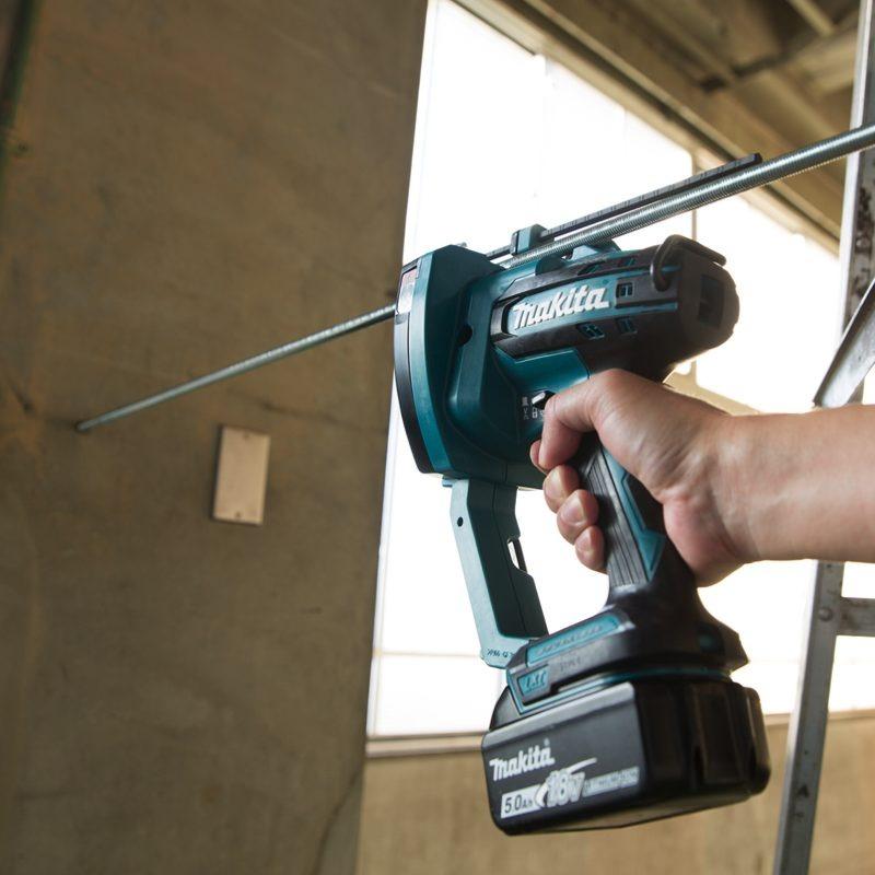 MÁY CẮT SẮT REN DÙNG PIN 280W MAKITA DSC102Z - HÀNG CHÍNH HÃNG