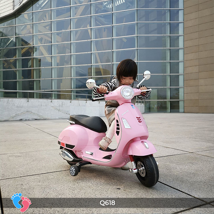 Xe máy điện Vespa cho bé BABY PLAZA Q618