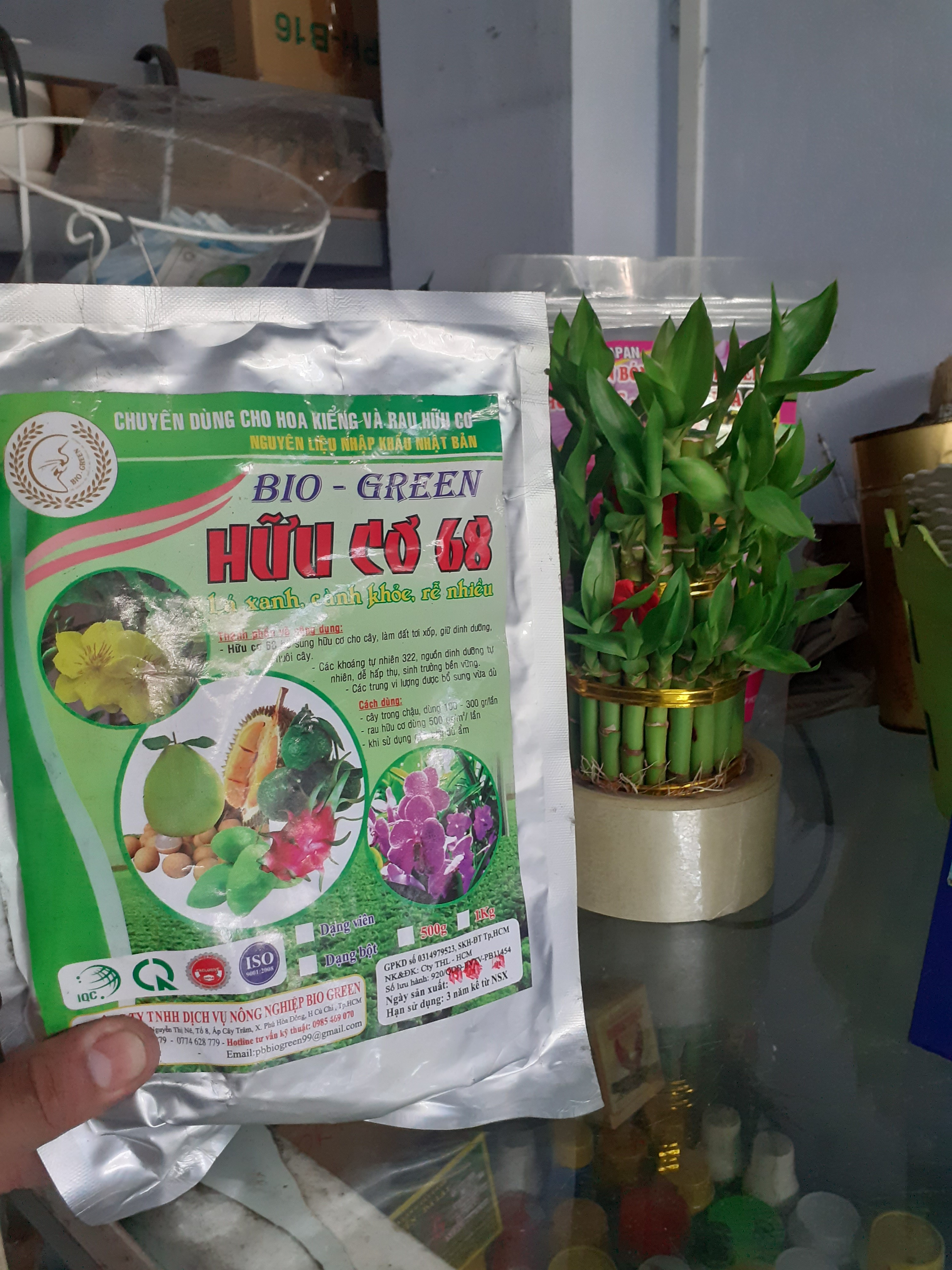 Phân hữu cơ cho rau hữu cơ .