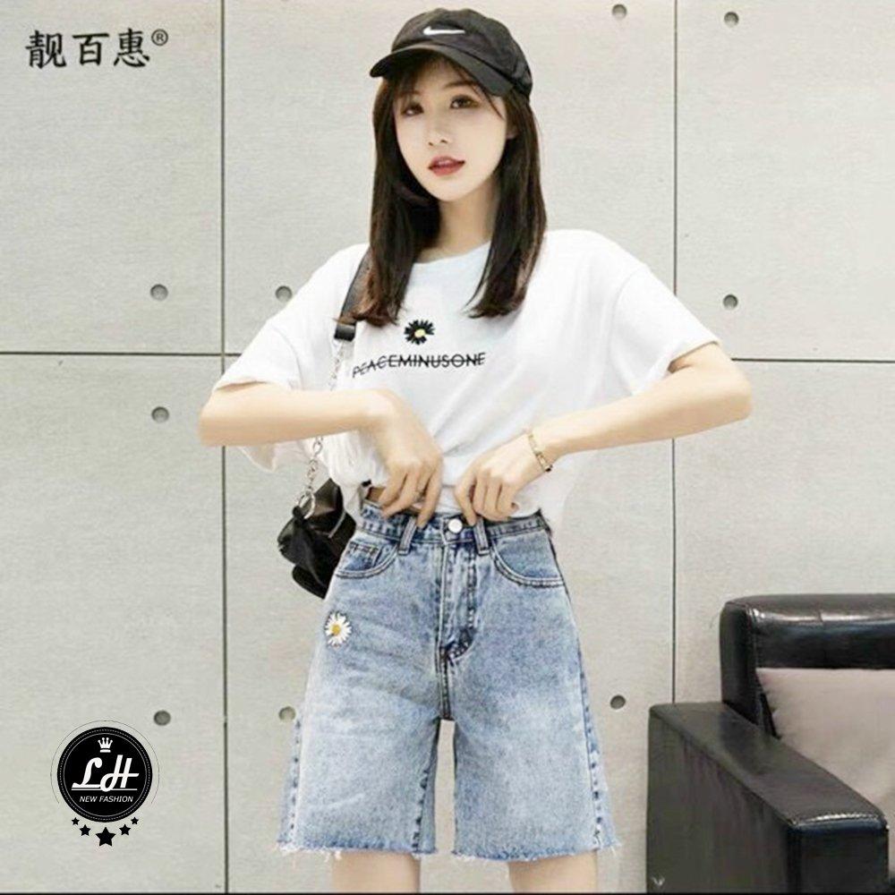 Quần jean ngố nữ lưng cao ống rộng cao cấp in hoa cúc túi màu xanh nhạt cực đẹp MS 141