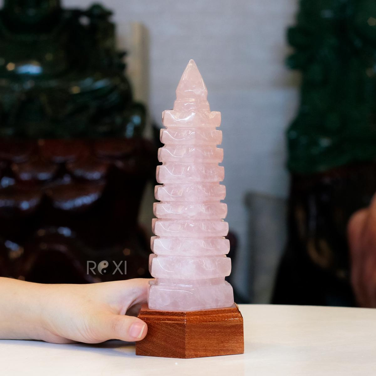 Tháp văn xương thạch anh hồng 0,99kg - 19cm