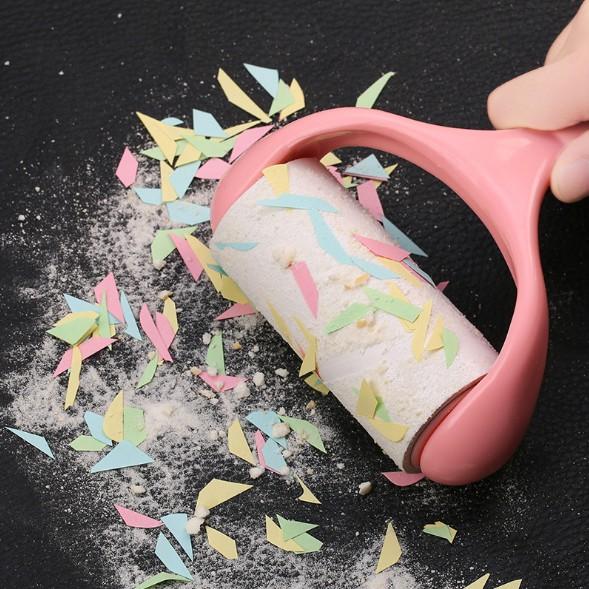CÂY LĂN BỤI QUẦN ÁO TẶNG KÈM 2 CUỘN LĂN